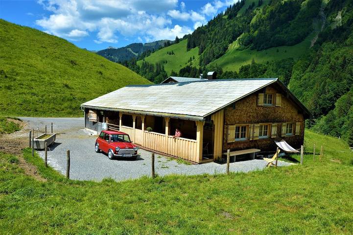 Blockhütte für 5 Personen, mit Garten in Schoppernau