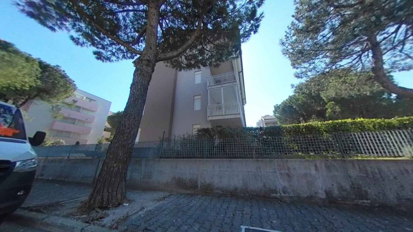Entire holiday apartment, Holiday apartment mit Terrasse und Meerblick  in Lignano Sabbiadoro, Udine Province