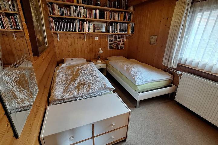 Chalet ideal for relaxing, with breathtaking lake and mountain views in Font, Châtillon (FR)