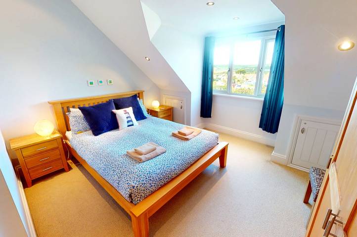 Croyde Waves | 4 Bedrooms in Croyde, Devon