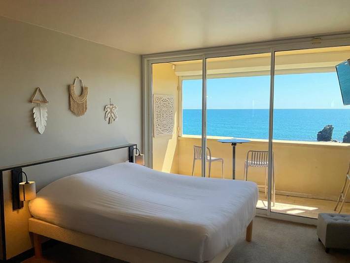 Hôtel pour 2 personnes, avec Balcon ainsi que Terrasse et Vue dans La plagette (Cap d'Agde) - 2