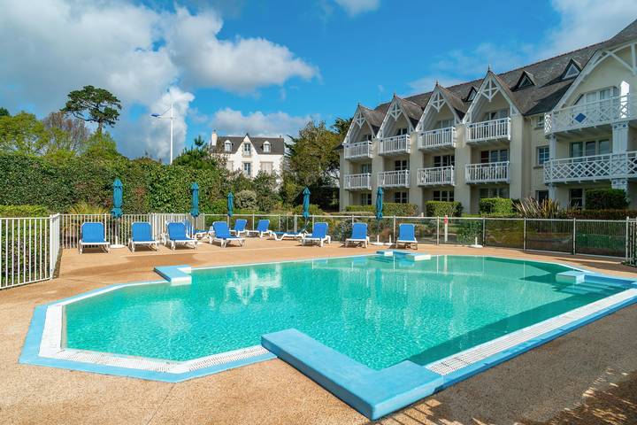 Appartement entier, L’Horizon du cap - Vue sur la Plage du Trez in Bénodet, Région de Quimper