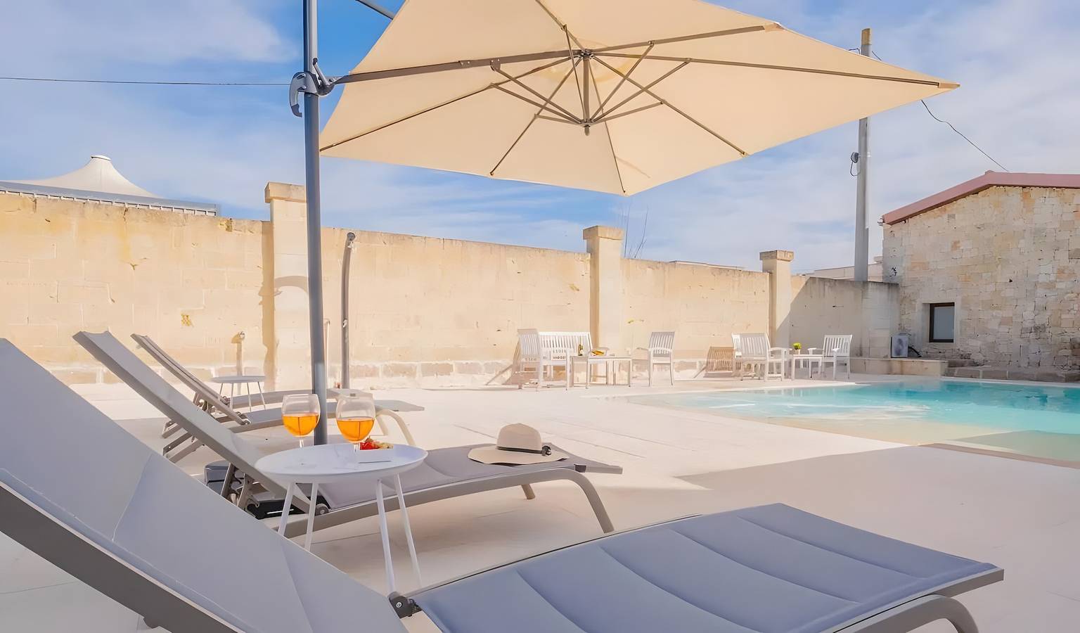 Villa „Antica Masseria Torre Della Luna“ mit privatem Pool, Wlan & Klimaanlage in Martano, Lecce Provinz