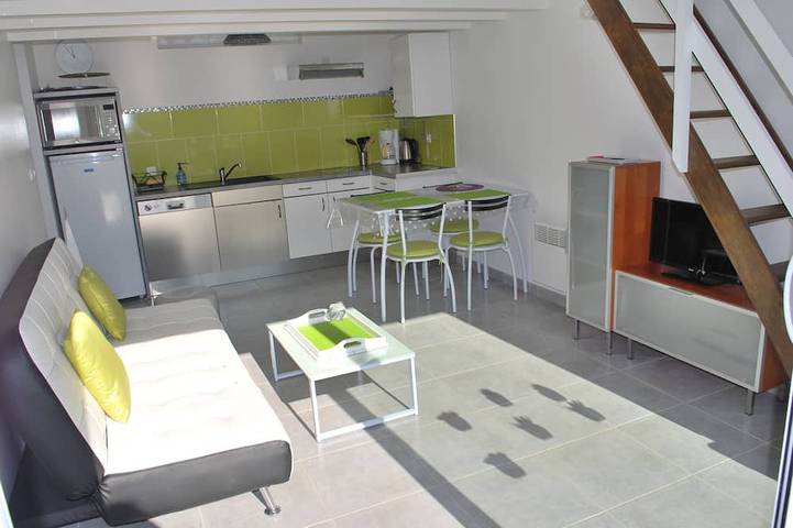 Location de vacances pour 4 personnes, avec terrasse et jardin, animaux acceptés dans Plage des Sableaux