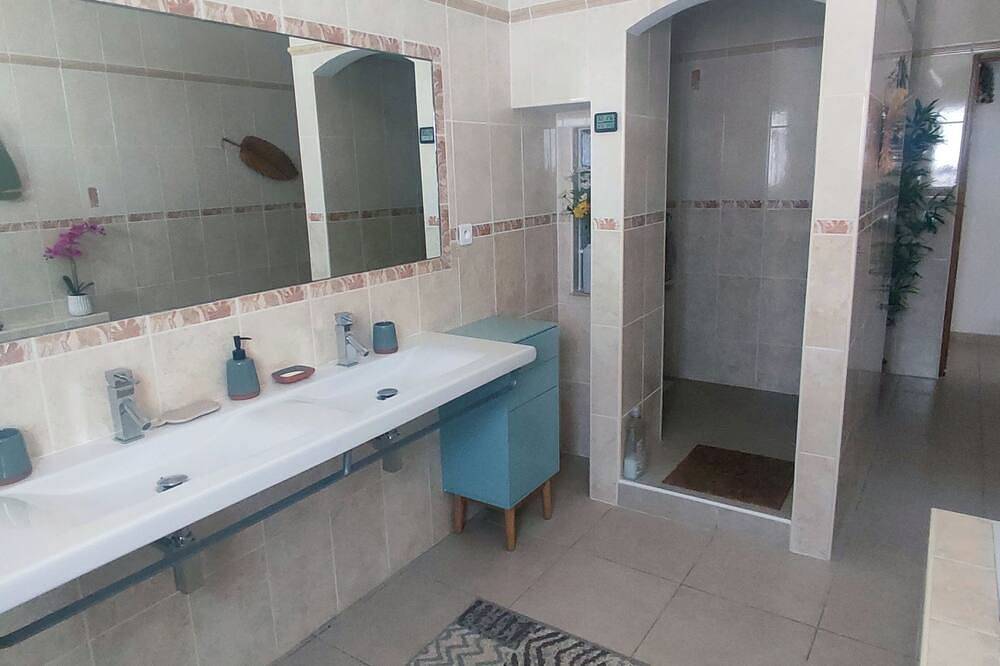 Close to Lac de Ste Croix and Georges du Verdon in Régusse, Brignoles region