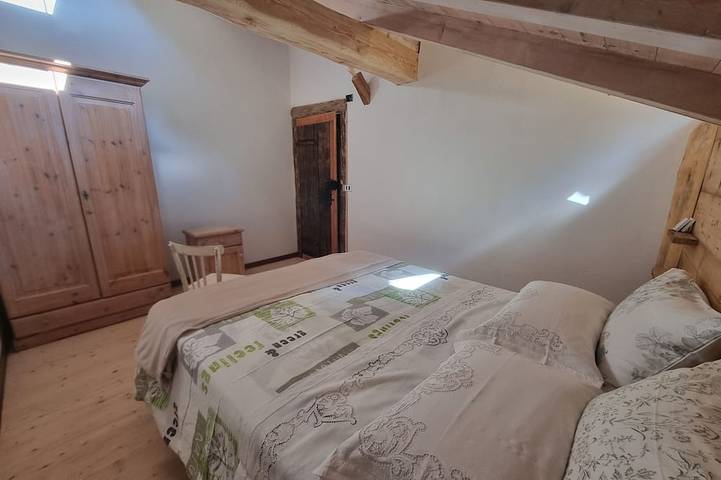 Superb 2-bedroom chalet in charming with barbeque, 1250 mt Trentino-Alto Adige in Roncegno Terme, Valsugana
