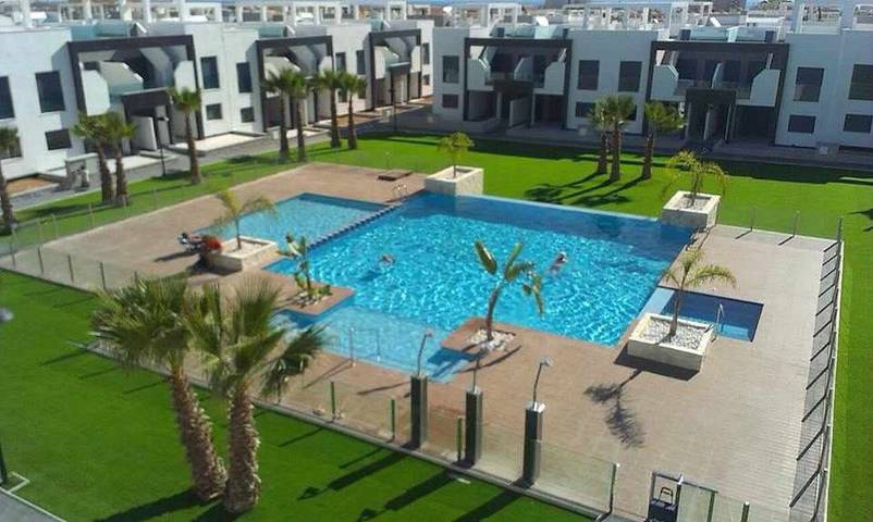 Gîte pour 4 personnes, avec terrasse et bassin pour enfant à Orihuela