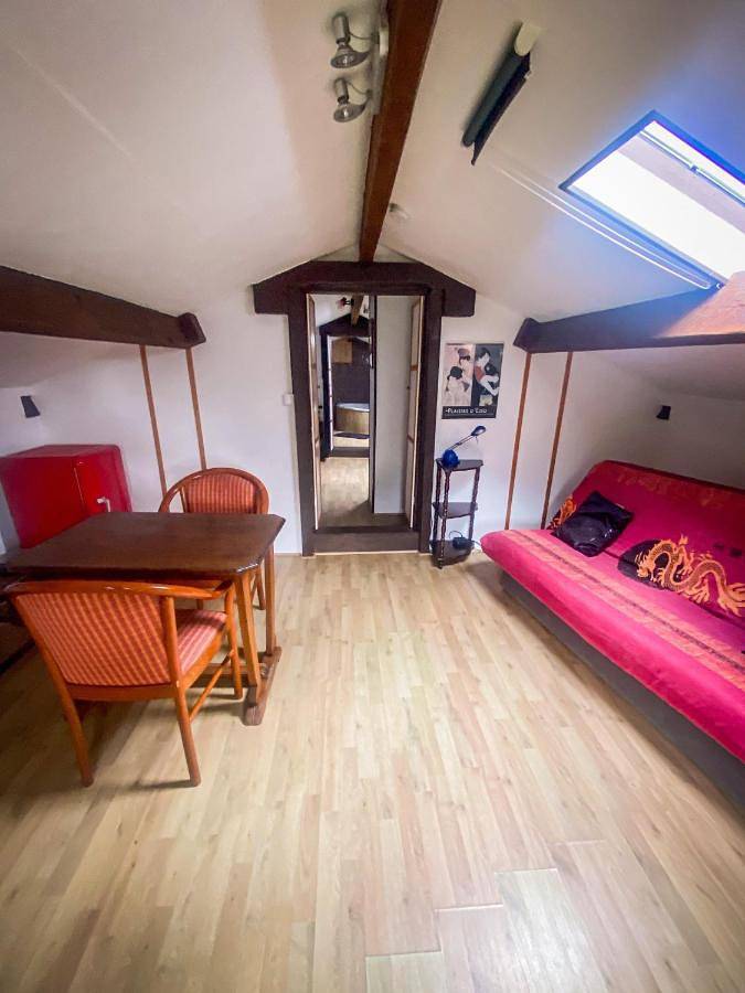 Gîte pour 4 personnes, avec jardin et vue, animaux acceptés à Exideuil - 4