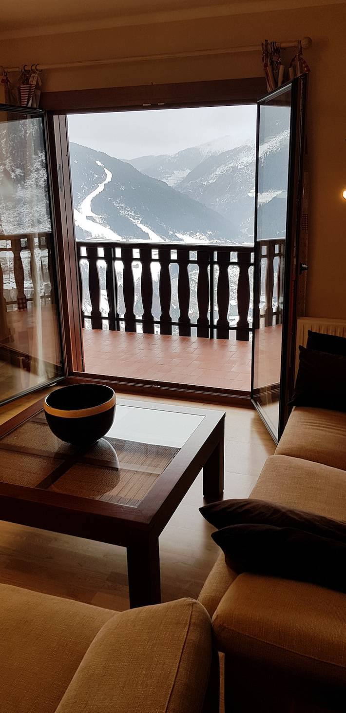 Apartamento entero, Apartamento de vacaciones para 6 personas con balcón in Soldeu, Grandvalira