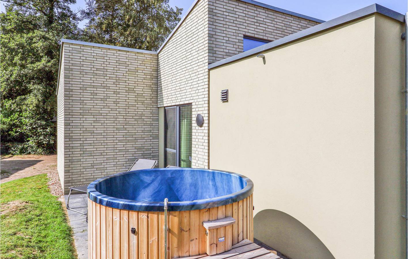 Charmante 2BR Apartment in der Nähe von Fluss & Restaurants in Marissa Ferienpark, Lembruch