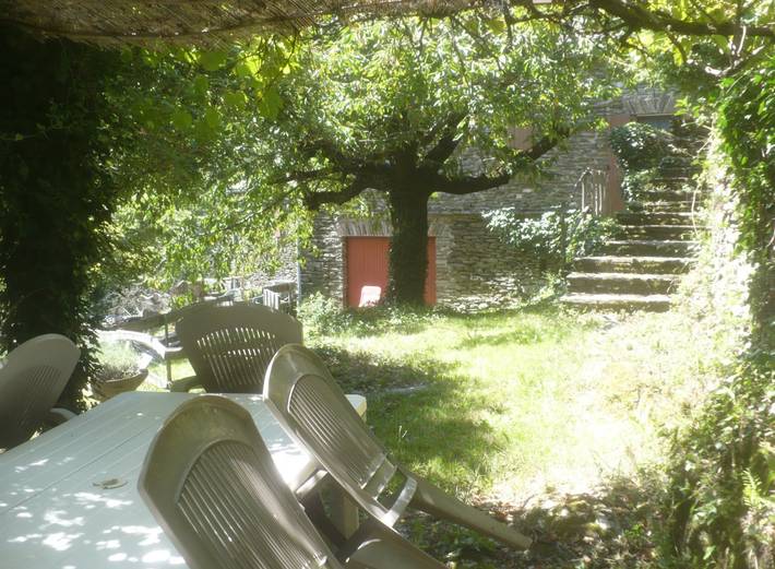 Gîte pour 4 personnes, avec jardin ainsi que piscine et terrasse à Saint-Germain-de-Calberte - 4
