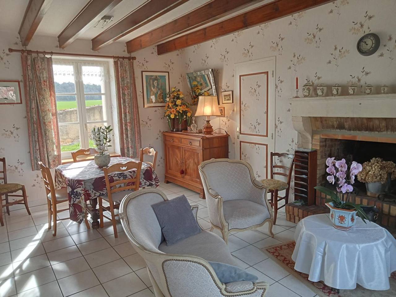 Le Gîte du Porche in Saint-Georges-lès-Baillargeaux, Vienne (France)