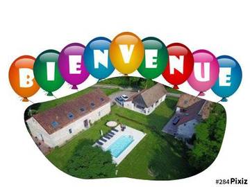 Maison d’hôte pour 2 personnes, avec jardin et vue ainsi que vue sur le lac et piscine dans Nièvre