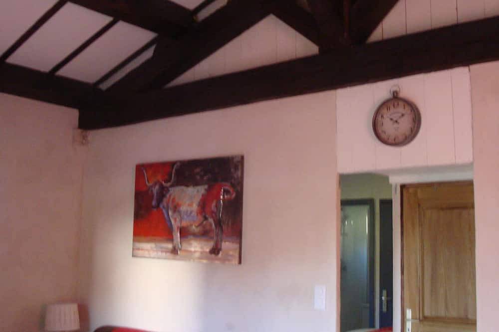 Casa de campo en la pequeña Camarga a orillas del Petit Rhone para el descanso y la tranquilidad in Saint-Gilles, Region de Nimes