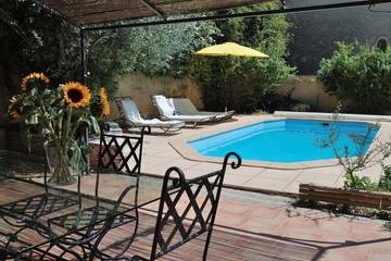 Cottage pour 6 personnes, avec jardin et piscine, animaux acceptés à Saint-Maurice-sur-Eygues