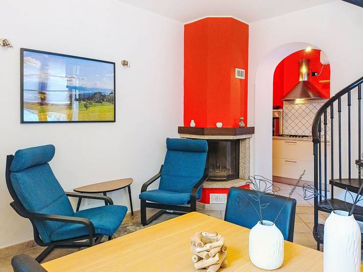 Ferienhaus für 4 Personen, mit Terrasse und Garten, mit Haustier in Comune di Luino