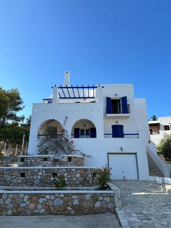 Location de vacances pour 6 personnes, avec Balcon et Terrasse ainsi que Jardin et Vue dans Finikas - 2