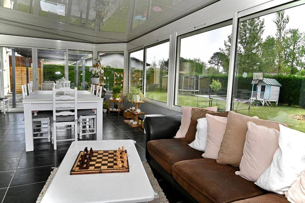 La Maison Maluti - avec Baby-foot, Billard & Wifi in Hostens, Région de Langon