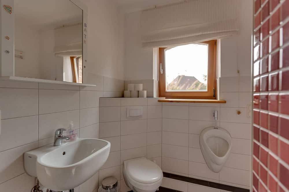 Entire apartment, The Backsteinhus, App. Achterland in Dargen, Usedom