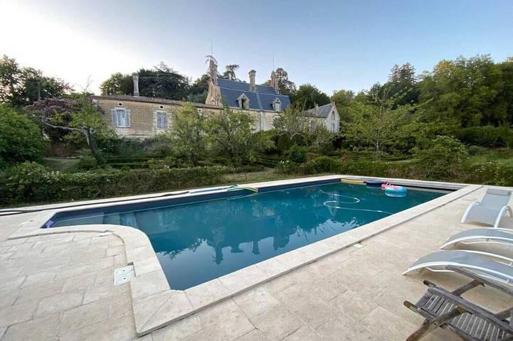 Château pour 15 personnes, avec jardin
