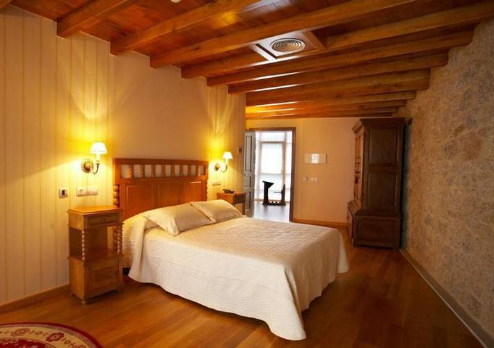 Hotel para 3 personas, con terraza en Mariña Central - 4