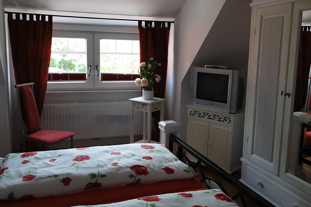 Ferienhaus für 2 Erwachsene, 2 Kinder (130 m²) in Upgant-Schott in Upgant-Schott, Landkreis Aurich