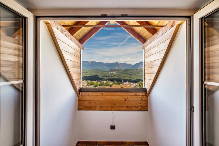 Ferienwohnung für 4 Personen, mit Balkon und Garten am Kalterer See - 2