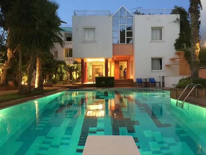 Villa per 10 persone, con giardino e balcone nonché piscina - 1