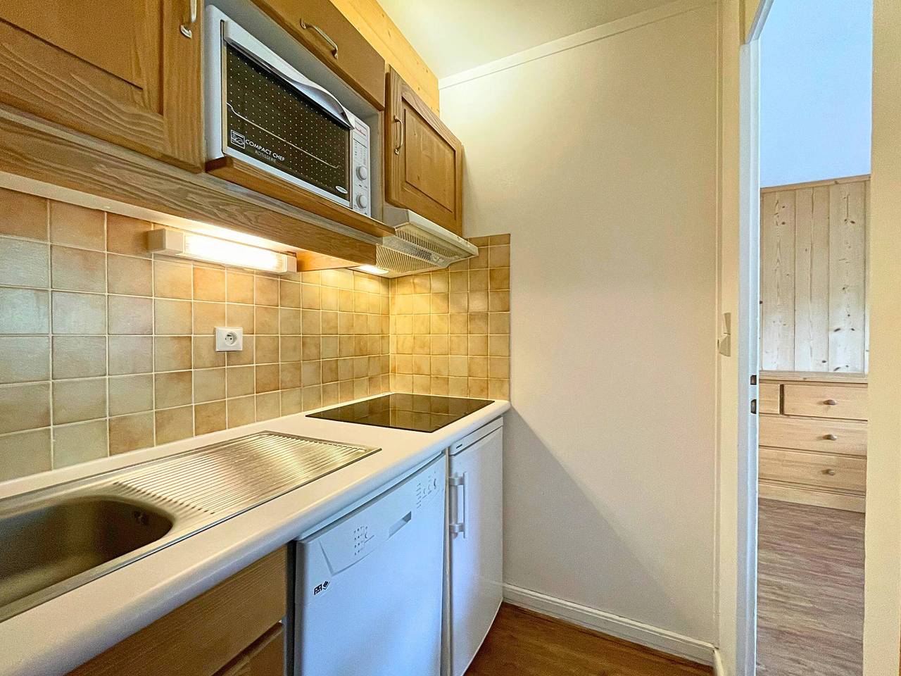 Appartement entier, Appartement avec balcon, aux pieds des pistes, 5 pers - La Croisette, Les Ménuires in Les Menuires, Saint-Martin-de-Belleville