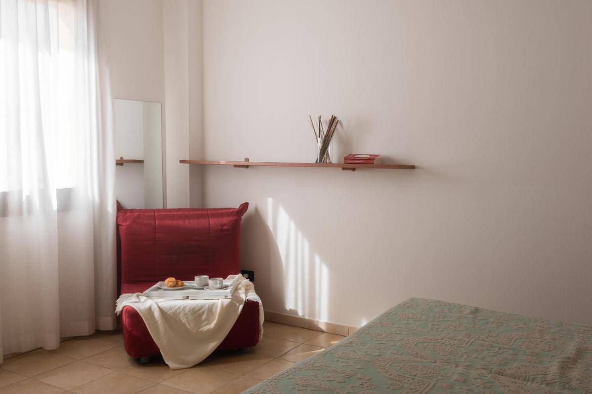 Entire apartment, Stylish Residence Le Fontane 1 Bedroom Apartment sleeps 3 in Crabonaxa/Villasimius, Villasimius
