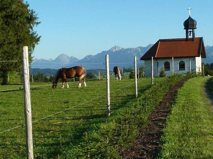 Ferienhaus für 2 Personen, mit Balkon und Garten sowie Pool in Lengenwang