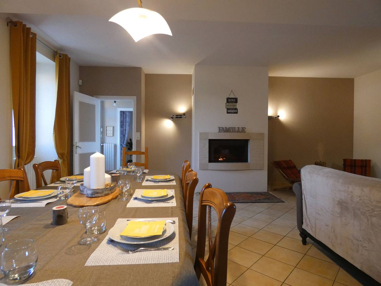 Gîte familial à Vald'Yerre : détente, jeux et charme rural pour 8 personnes in Boisgasson, Région de Châteaudun