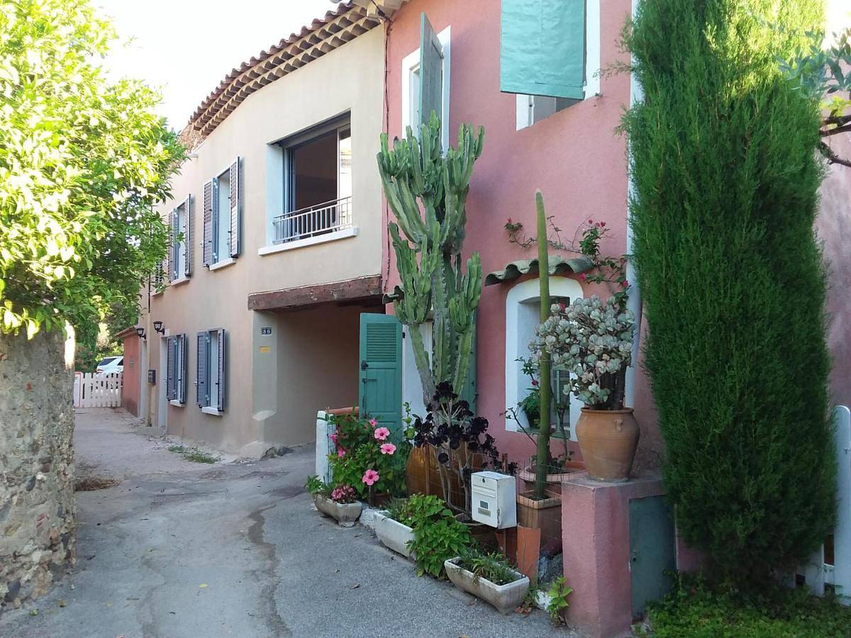 Double Room in Six-Fours-les-Plages, Côte méditerranéenne (France)