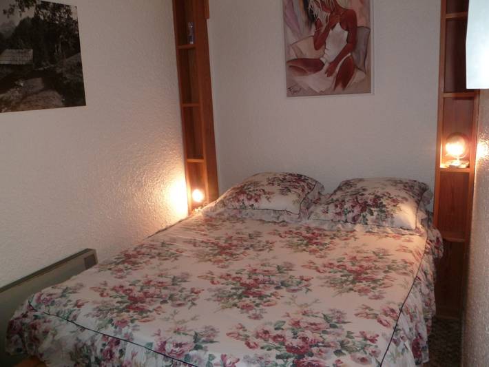 Charmante Wohnung in Enchastrayes 38 m² mit Bergblick in Le Sauze, Enchastrayes