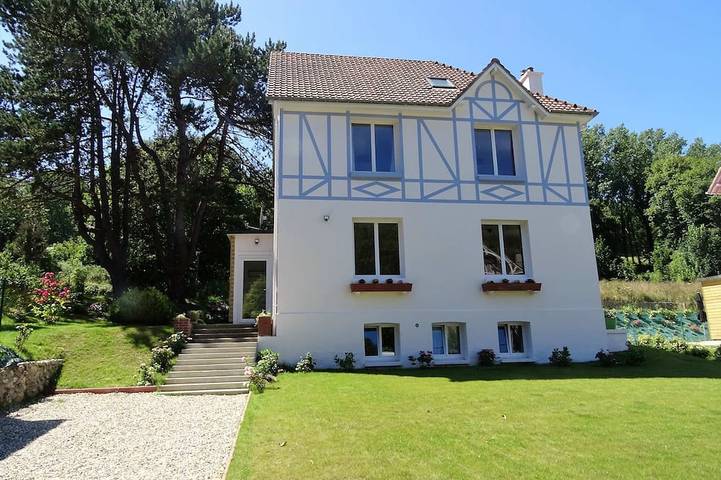 Villa pour 15 personnes, avec terrasse et jardin
