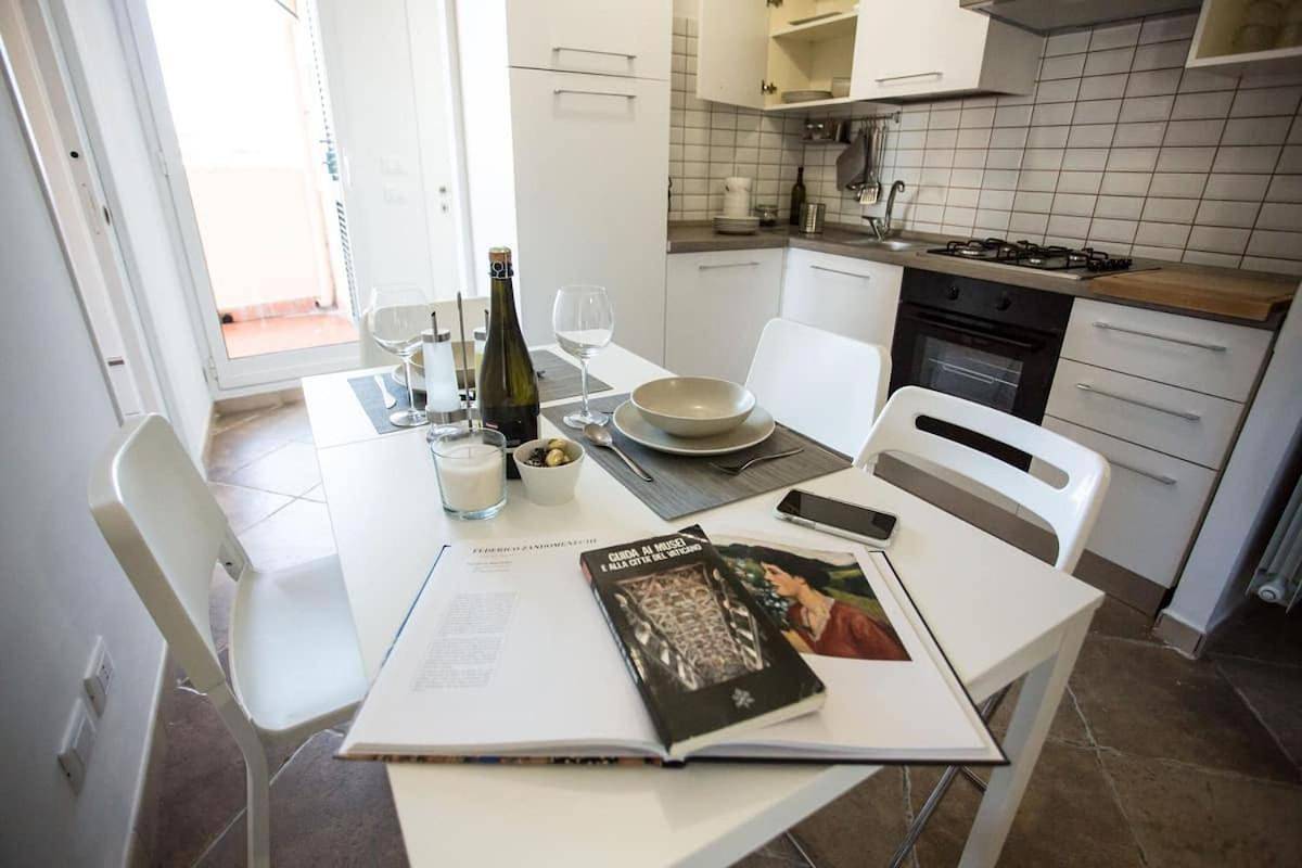 Appartamento intero, Sea- Room-E in Ladispoli, Provincia di Roma