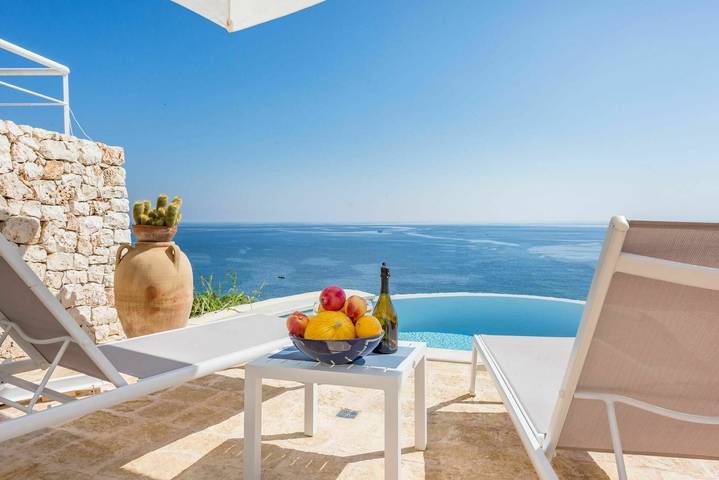 Villa per 5 persone, con piscina e terrazza in Castro (Lecce)