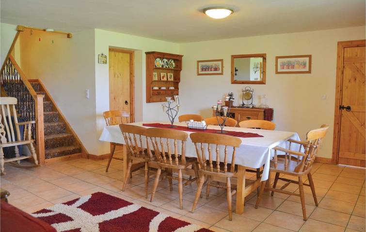 Apartamento con jardín, a 2 km de Saint-Pierre-sur-Orthe. in Saint-Pierre-sur-Orthe, Parc naturel régional Normandie-Maine