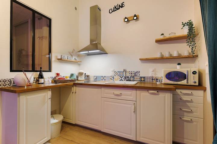 Holiday Home 'Loveroom L’idîle Spa Et Lit Rond' with Private Terrace, Private Garden and Wi-Fi in L'Épine, Noirmoutier