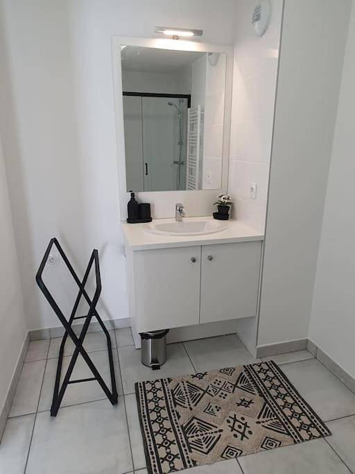 Appartement entier, Les Coteaux Yourhosthelper in Saint-Jean-de-Védas, Côte méditerranéenne (France)