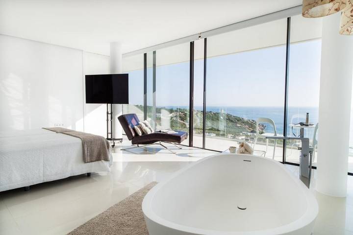 Casa rural para 10 personas, con jardín además de jacuzzi y piscina en Tarifa - 2