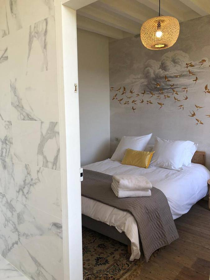 Chambre d’hôte pour 2 personnes, avec Terrasse et Jacuzzi ainsi que Jardin et Sauna