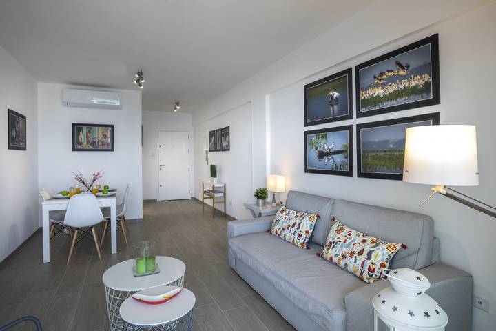 Appartement entier, Mackenzie Zoe Seafront Suite in Mackenzie Beach, District de Larnaca