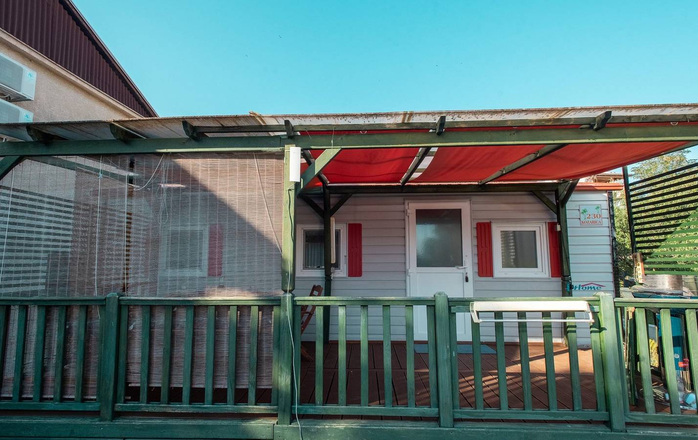Ganze Wohnung, 2-Zimmer-Ferienwohnung mit Terrasse Pakostane, Biograd A-18980-a in Pakostane, Zadar