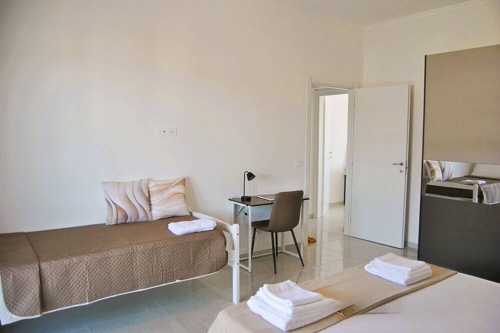 Apartamento entero, Pompeii Regio in Torre Annunziata, Parque nacional del Vesubio