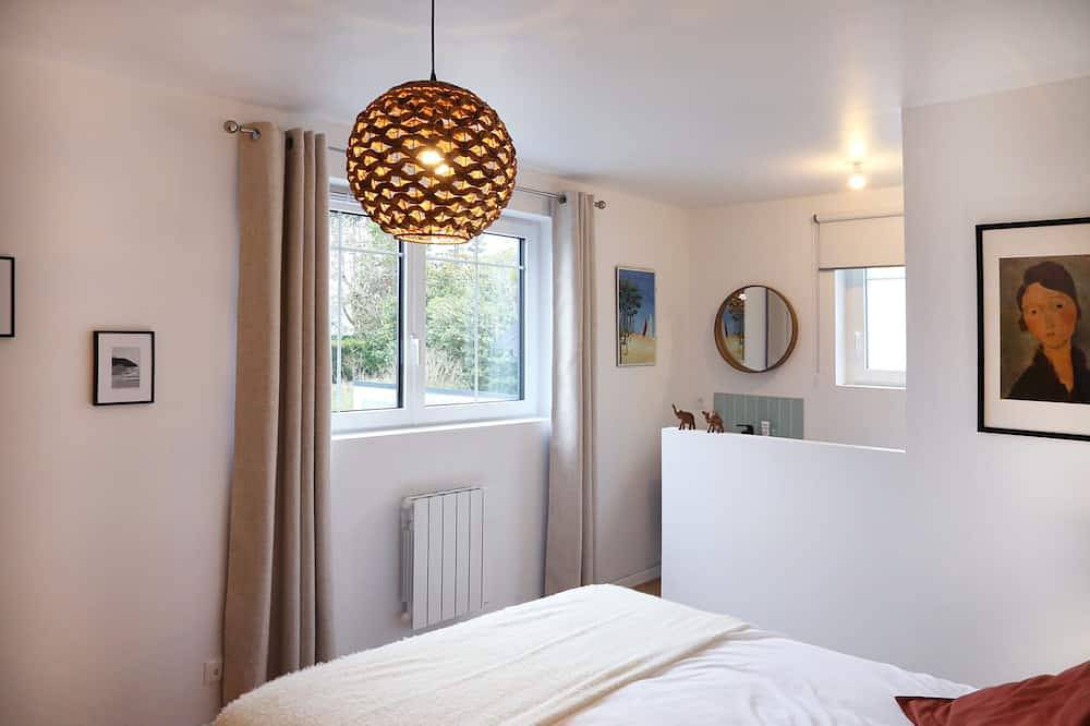 Nouveau,  Maison chaleureuse proche de la plage de Carolles in Carolles, Côte de la Déroute