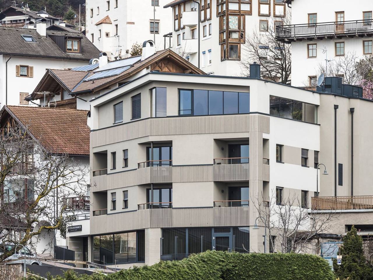 Luis & die Buabm - Gasthof Jenesien - Doppelzimmer S in Jenesien, Sarntaler Alpen