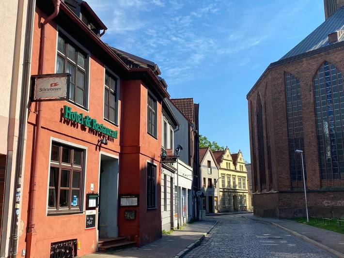 BnB für 3 Personen, mit Garten in Stralsund