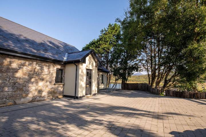 Casa rural para 8 personas con balcón in Connemara