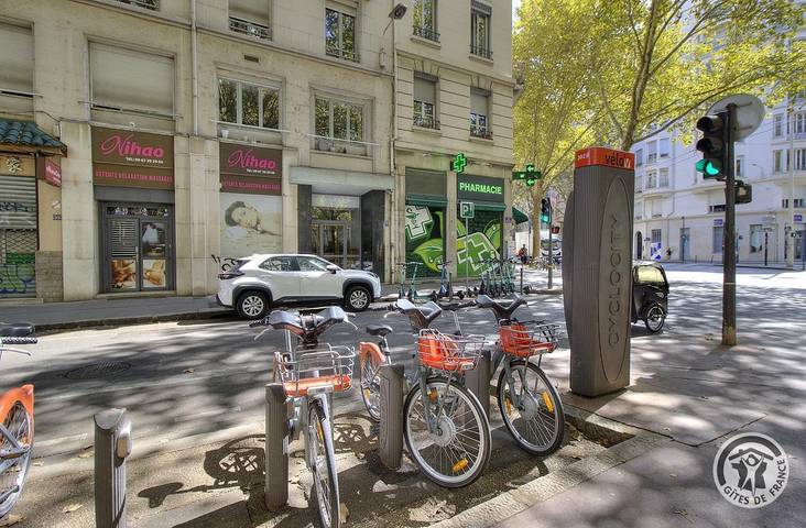 Accogliente gîte vicino al fiume e ai ristoranti | Parcheggio gratuito in Lione, Lione e dintorni